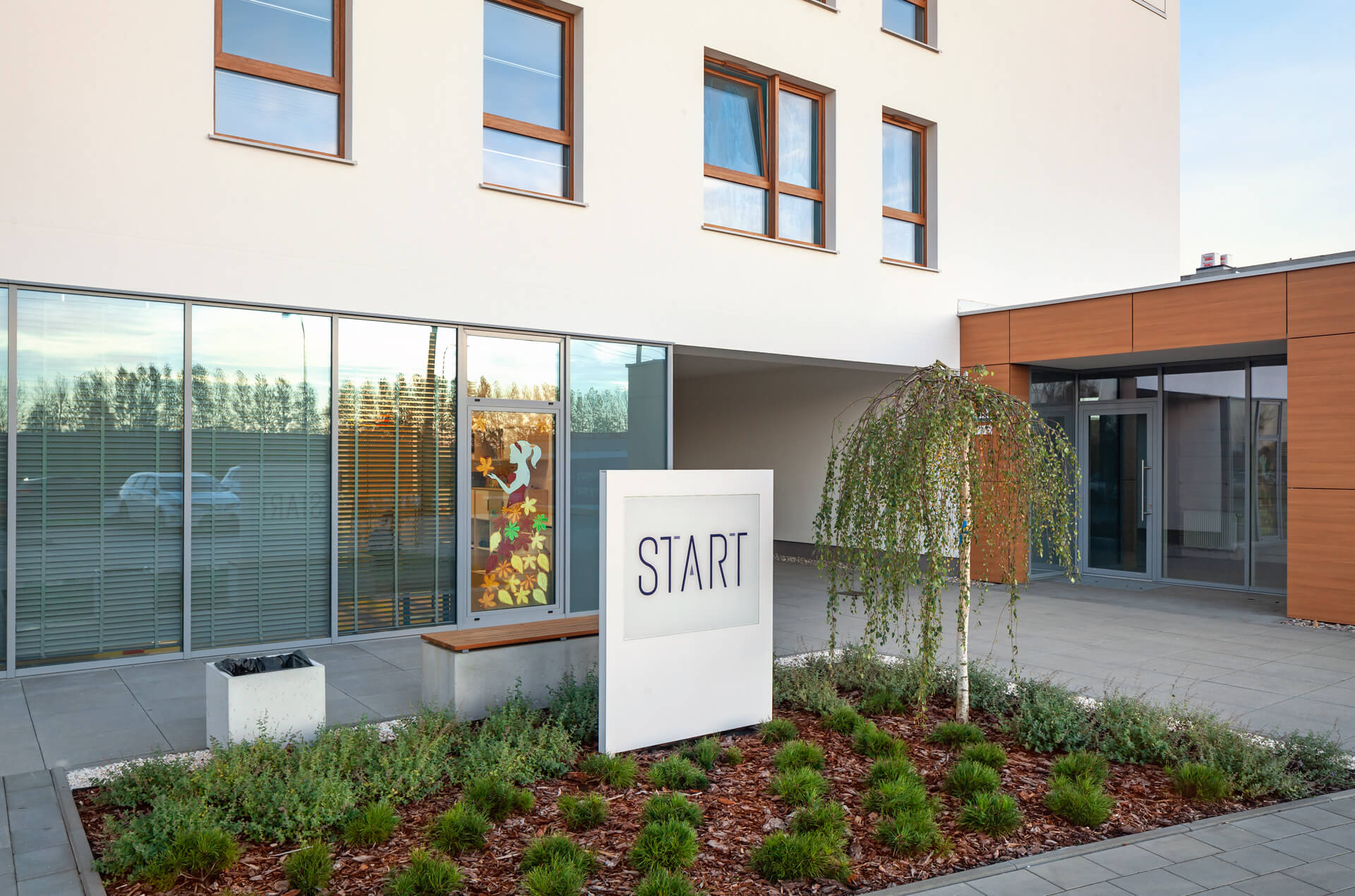 Przedszkole oraz lokal usługowy